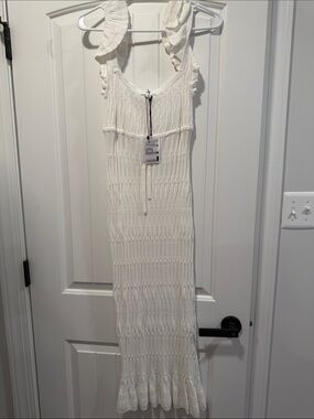 Sleeveless White Knit Maxi Dress with Ruffle Straps size small NWT